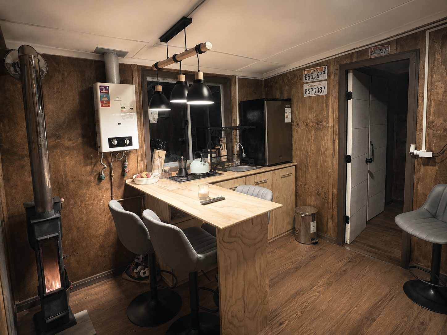 Living, comedor y cocina de la tiny house